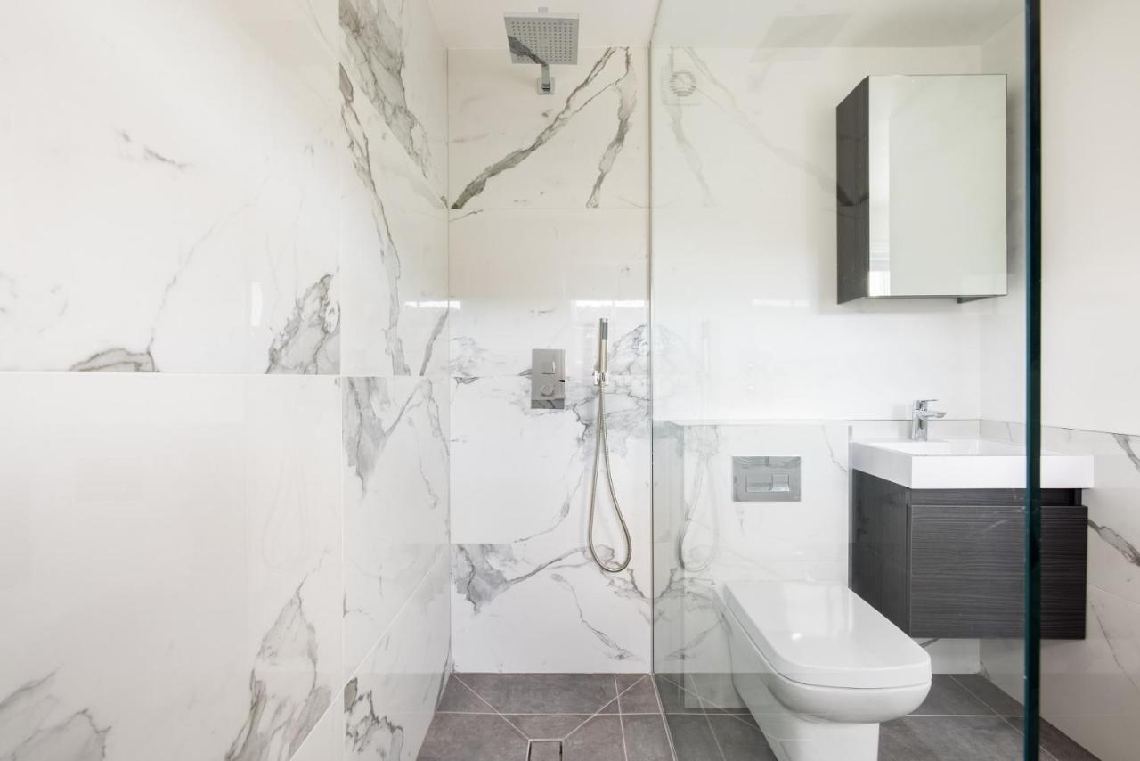 The Margravine Maisonette - Modern & Bright 2Bdr Flat Londres Exterior foto