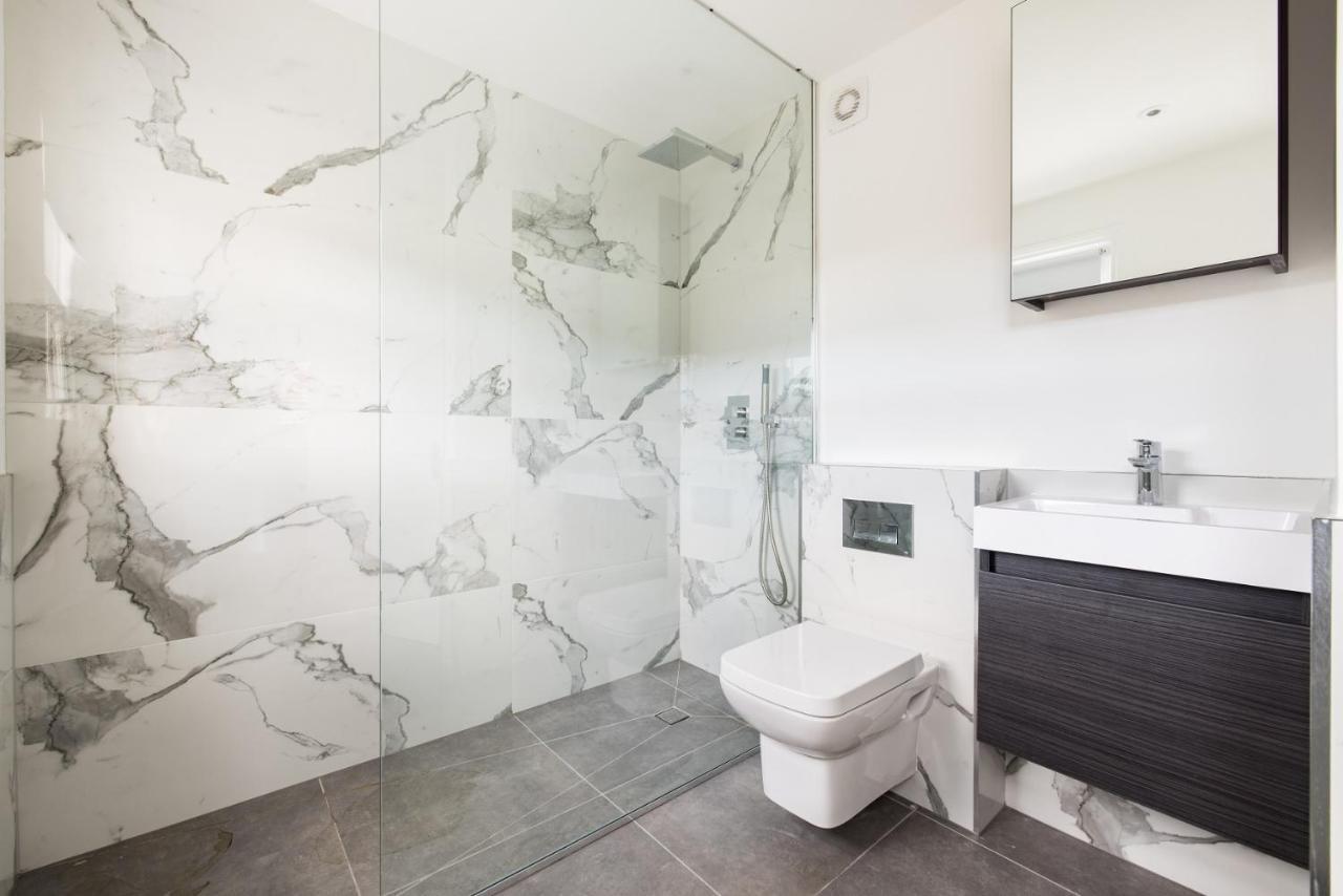 The Margravine Maisonette - Modern & Bright 2Bdr Flat Londres Exterior foto